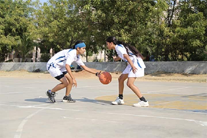 Parul University campus in Ahmedabad, Gujarat, India — photo 5