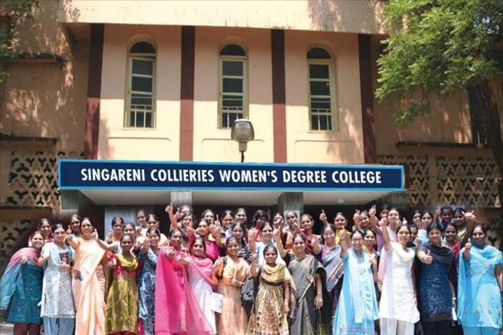 Singareni Collieries Womens Degree and PG College campus in Kothagudem, Telangana, India — photo 2