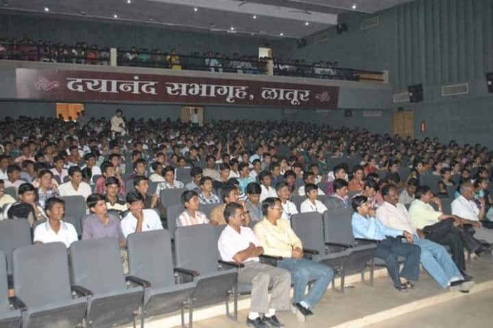 Dayanand College of Arts campus in Latur, Maharashtra, India — photo 5
