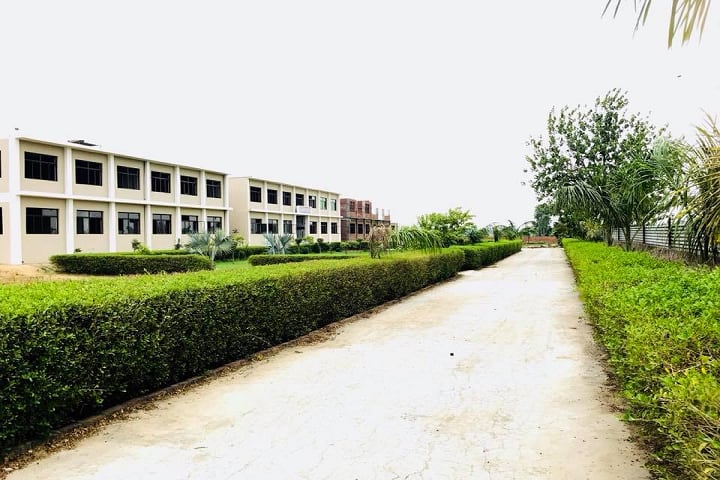Habibi Institute of Higher Education campus in Moradabad, Uttar Pradesh, India — photo 1