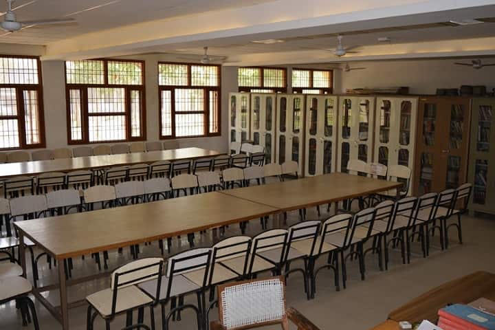 Maharaj Bhuriwale Garibdassi Government College campus in Shaheed Bhagat Singh Nagar, Punjab, India — photo 4