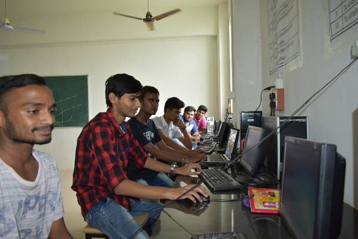 Samarth College of Computer Application campus in Himmatnagar, Gujarat, India — photo 2