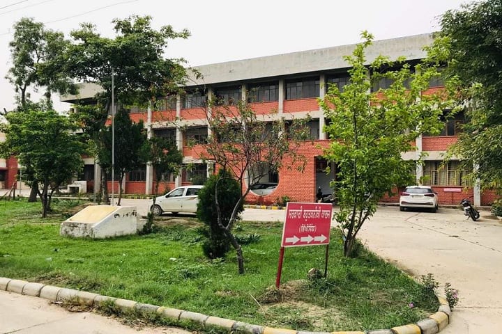 Government Polytechnic College campus in Bhikhiwind, Punjab, India — photo 1