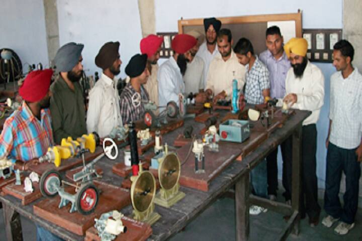 Government Polytechnic College campus in Bhikhiwind, Punjab, India — photo 4