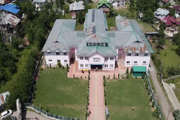 Government Degree College campus in Baramulla, Jammu and Kashmir, India — photo 2
