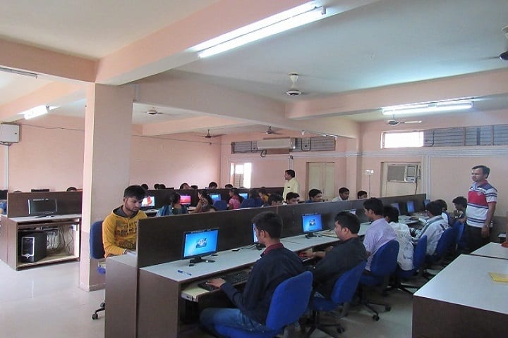 Swami Krishnajivandasji Institute of Technology campus in Ahmedabad, Gujarat, India — photo 6