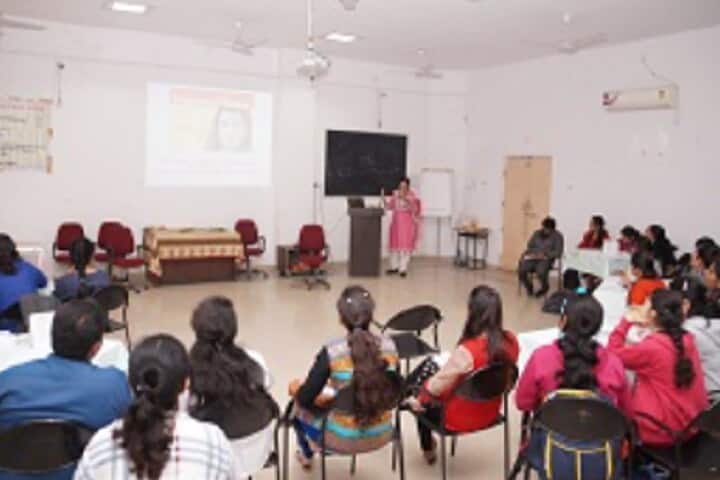 VSPM College of Physiotherapy campus in Nagpur, Maharashtra, India — photo 5
