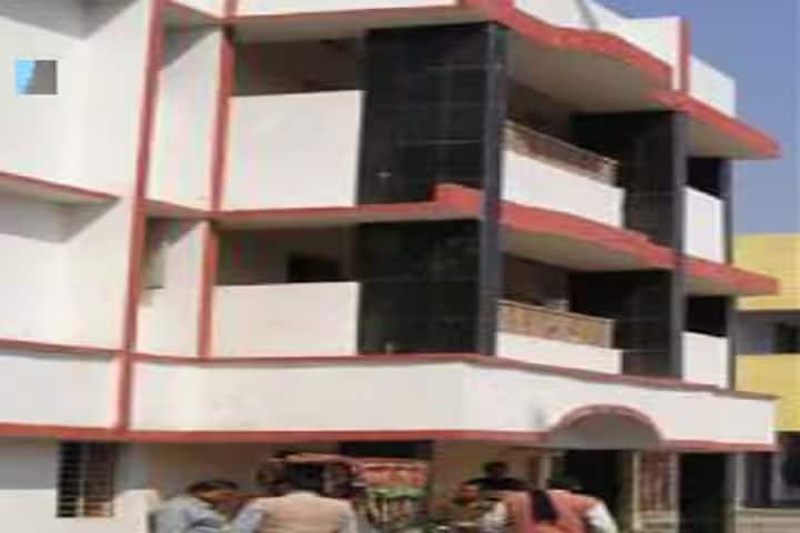 Sri Guru Gobind Singh College campus in Patna, Bihar, India — photo 1