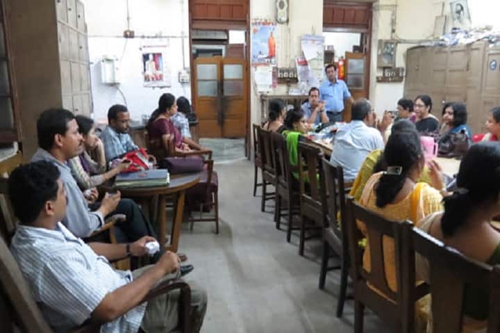 Maharaja Srischandra College campus in Kolkata, West Bengal, India — photo 4
