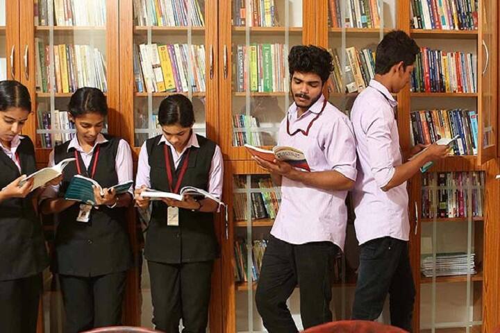 R Sankar Smaraka Sree Narayana College campus in Kottayam, Kerala, India — photo 3