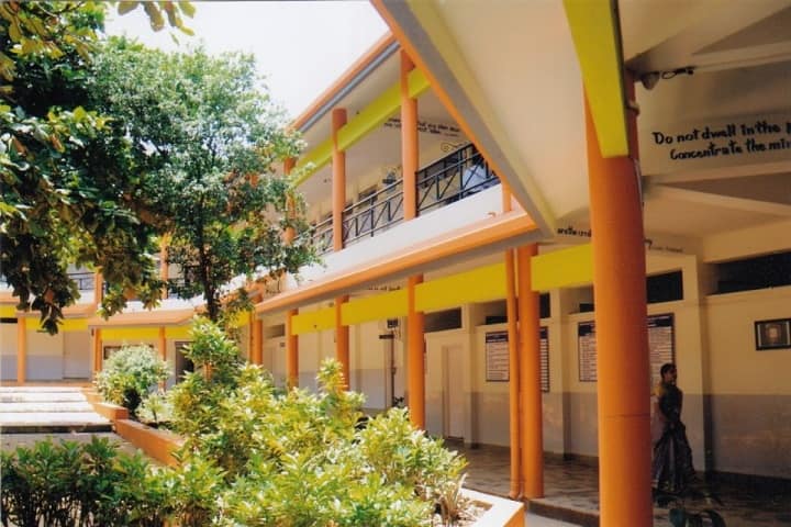 Narayan Zantye College of Commerce campus in Bicholim, Goa, India — photo 1