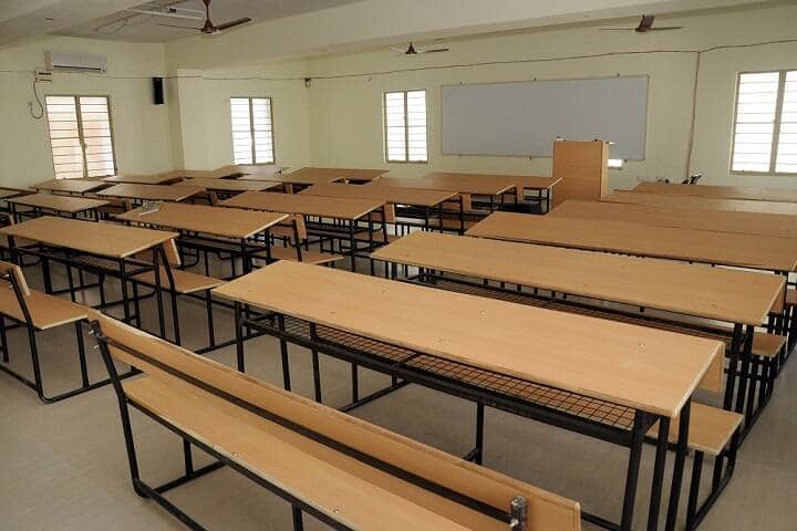 Sree Narayana Guru College of Advanced Studies campus in Nangiarkulangara, Kerala, India — photo 3