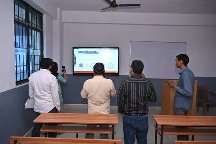 JP Institute of Ayurveda and Medical Science campus in Patna, Bihar, India — photo 4