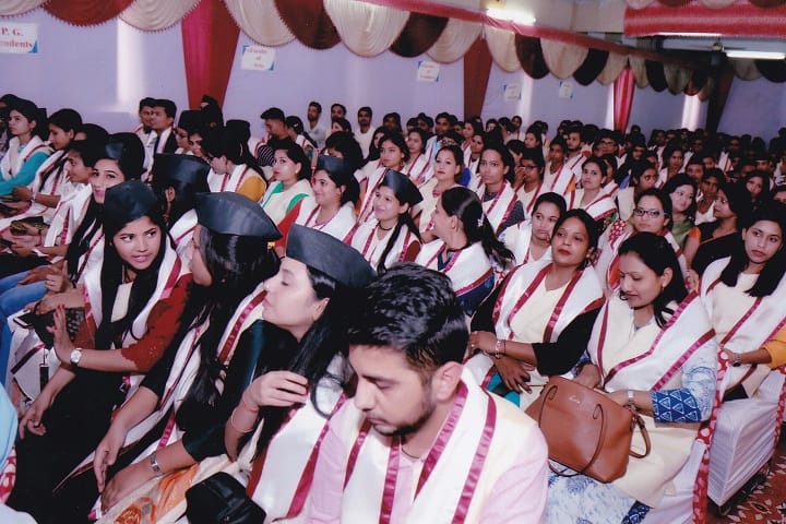 Dayanand Anglo Vedic PG College campus in Dehradun, Uttarakhand, India — photo 4