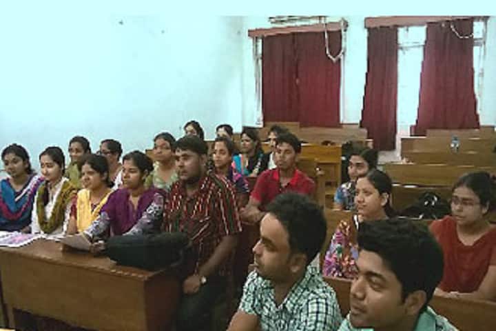 Vidyasagar College campus in Kolkata, West Bengal, India — photo 6