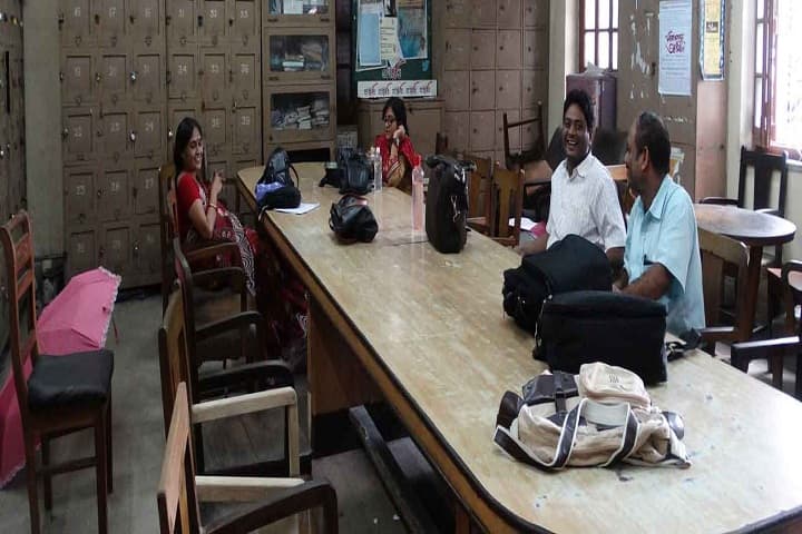 Maharaja Manindra Chandra College campus in Kolkata, West Bengal, India — photo 2