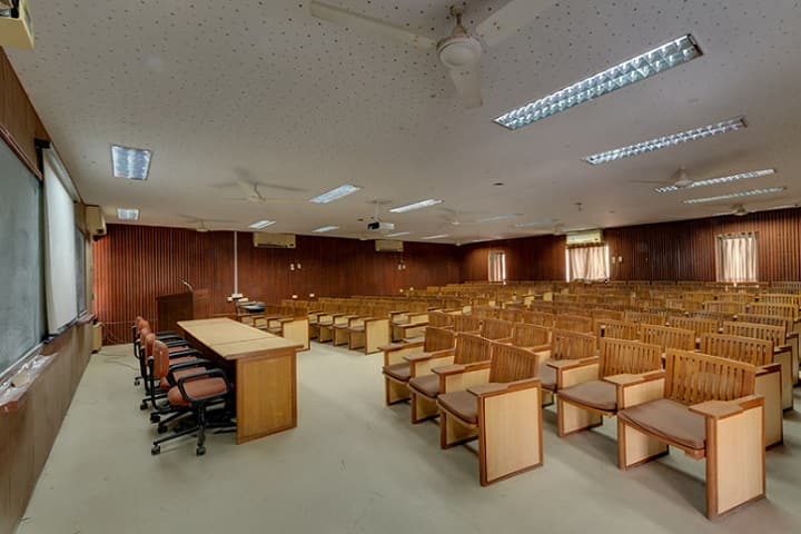 Shri Jairambhai Patel Institute of Business Management and Computer Applications campus in Gandhinagar, Gujarat, India — photo 2