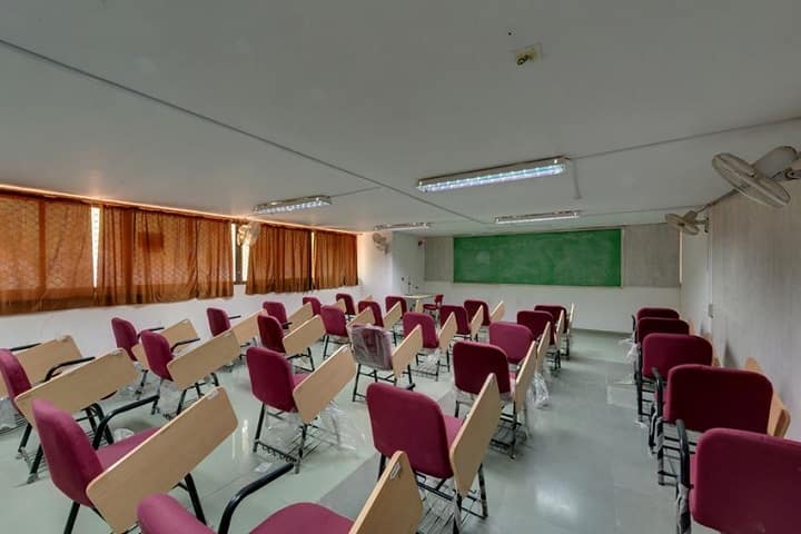 Shri Jairambhai Patel Institute of Business Management and Computer Applications campus in Gandhinagar, Gujarat, India — photo 3