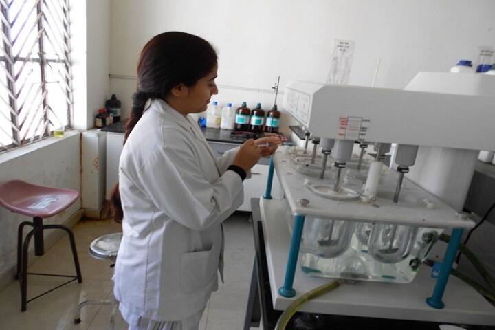 Sardar Bhagwan Singh Post Graduate Institute of Biomedical Science and Research campus in Dehradun, Uttarakhand, India — photo 6