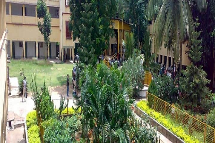 Ghatal Rabindra Satabarsiki MahaVidyalaya campus in Paschim Medinipur, West Bengal, India — photo 2