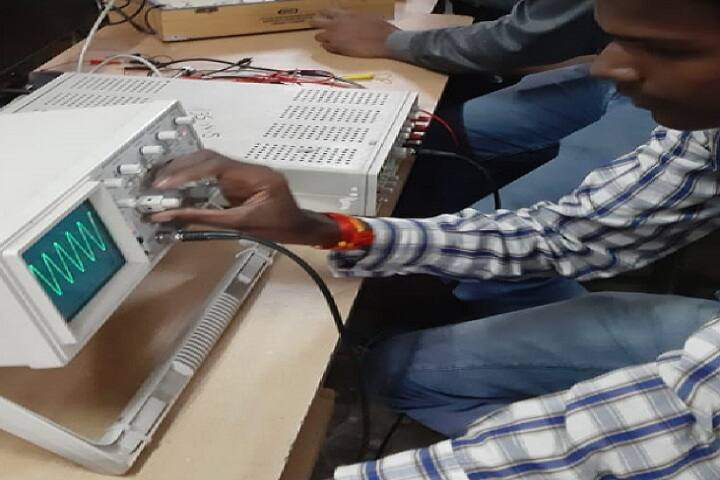 Government Polytechnic College campus in Ambikapur, Chhattisgarh, India — photo 3
