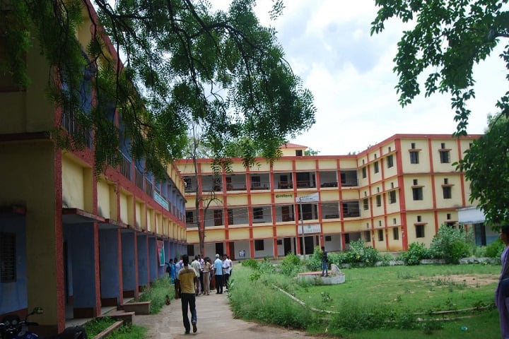 Mahila Mahavidyalaya campus in Godda, Jharkhand, India — photo 1