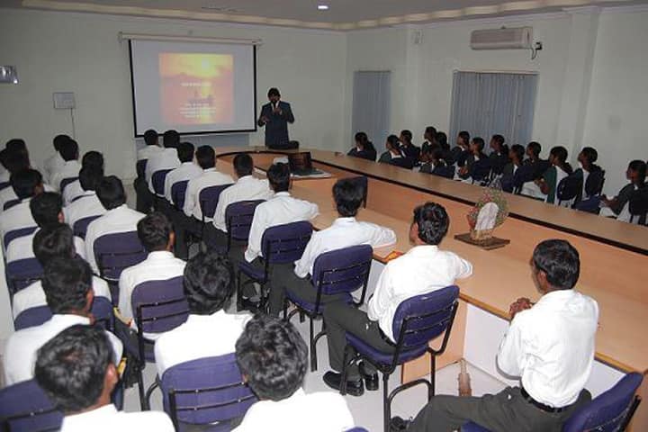 Rajiv Gandhi College for PG and Professional Studies, Rajahmundry campus in Rajahmundry, Andhra Pradesh, India