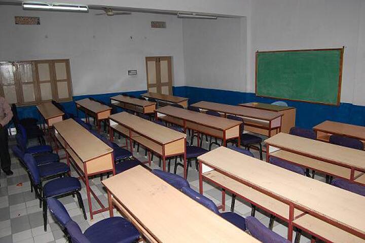 Rajiv Gandhi College for PG and Professional Studies campus in Rajahmundry, Andhra Pradesh, India — photo 4