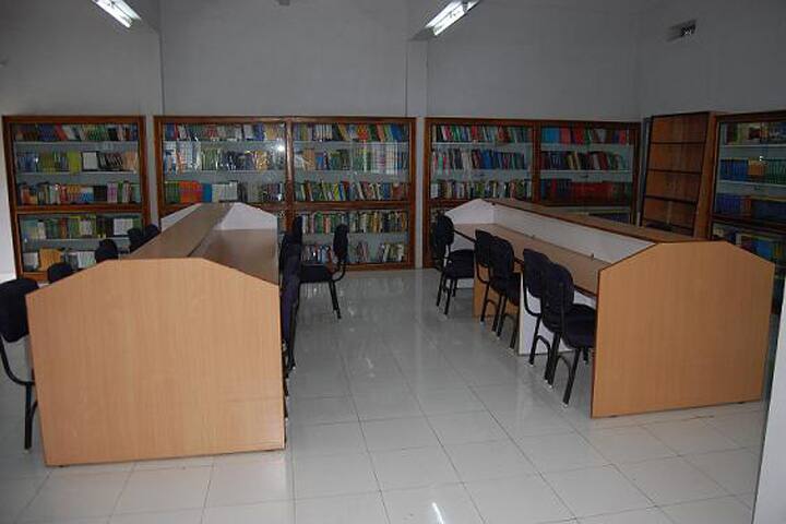 Rajiv Gandhi College for PG and Professional Studies campus in Rajahmundry, Andhra Pradesh, India — photo 5