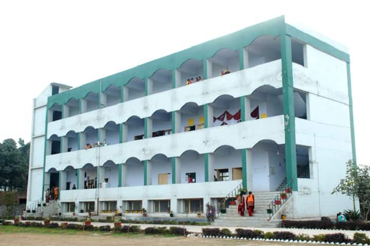 Pt Mohan Lal SD College for Girls campus in Fatehgarh Churian, Punjab, India — photo 1