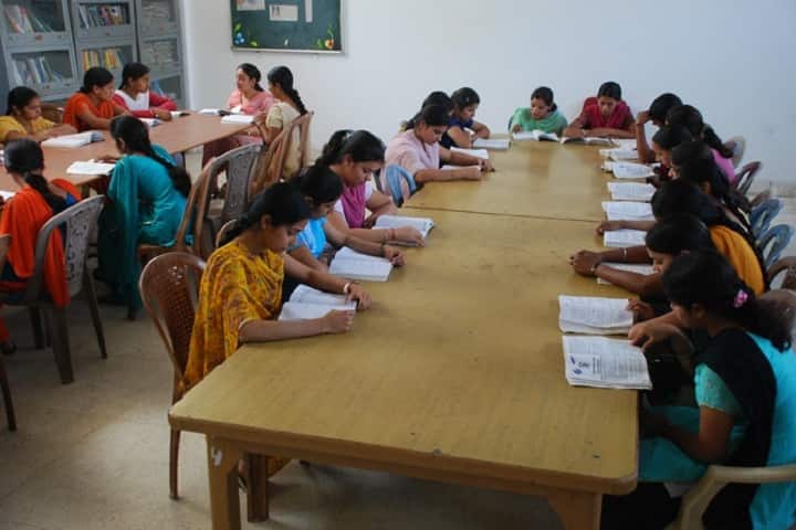 Pt Mohan Lal SD College for Girls campus in Fatehgarh Churian, Punjab, India — photo 2