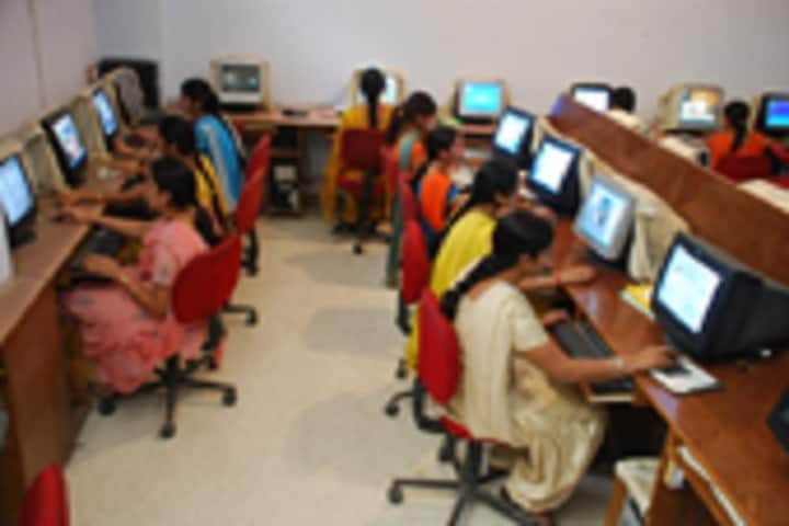 Pt Mohan Lal SD College for Girls campus in Fatehgarh Churian, Punjab, India — photo 3