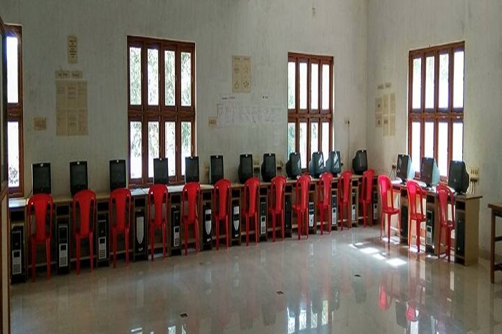 Shree Swaminarayan Sanskar Pharmacy College campus in Ahmedabad, Gujarat, India — photo 3