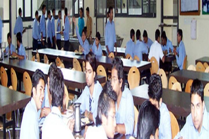 Shri Jeet Ram Smarak Institute of Polytechnic campus in Bareilly, Uttar Pradesh, India — photo 1