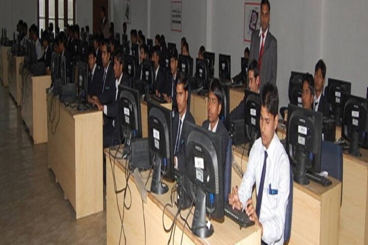 Shri Jeet Ram Smarak Institute of Polytechnic campus in Bareilly, Uttar Pradesh, India — photo 5