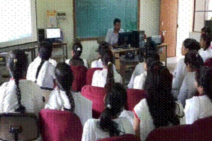 Government Girls Polytechnic campus in Bareilly, Uttar Pradesh, India — photo 2