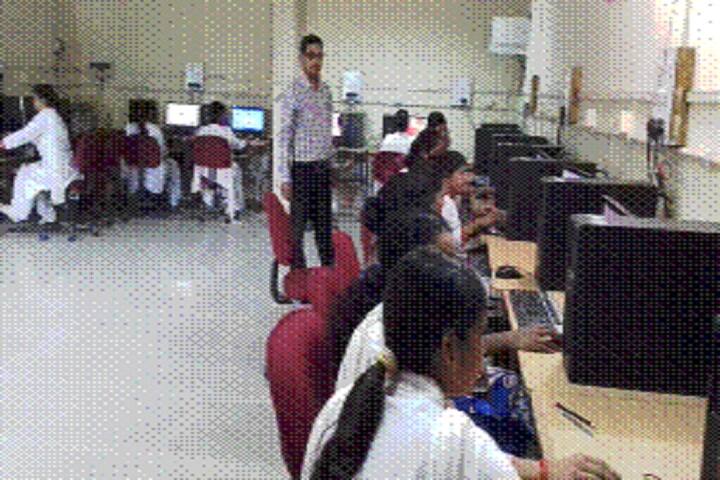 Government Girls Polytechnic campus in Bareilly, Uttar Pradesh, India — photo 5