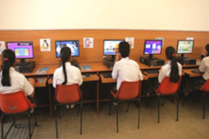 Narvadeshwar Degree College campus in Lucknow, Uttar Pradesh, India — photo 2