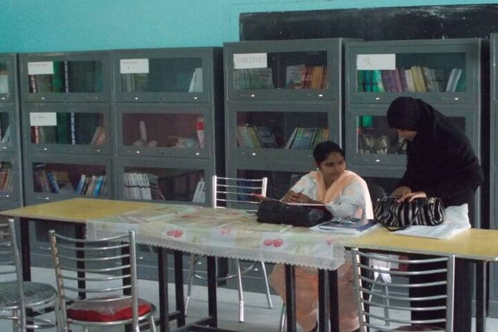 Hazi Abdul Qayyum Memorial Degree College campus in Allahabad, Uttar Pradesh, India — photo 4