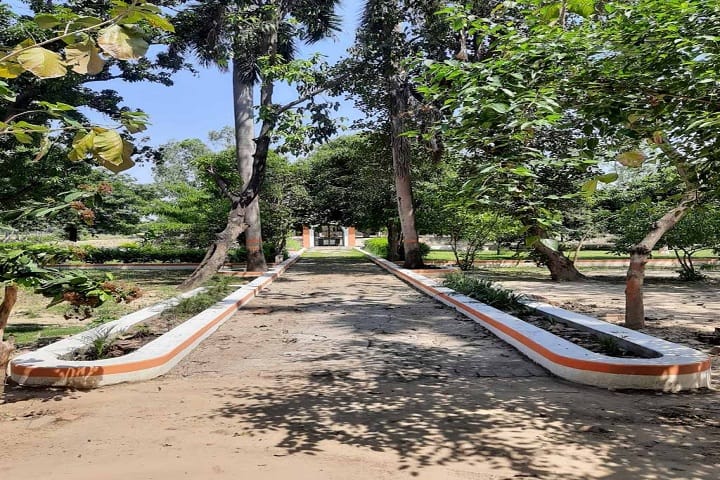 Sant Tulsi Das Post Graduate College campus in Sultanpur, Uttar Pradesh, India — photo 6