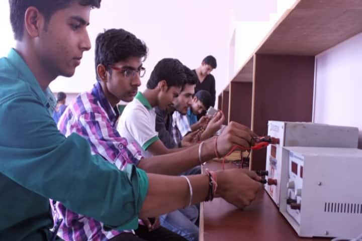 Akido College of Engineering campus in Bahadurgarh, Haryana, India — photo 3