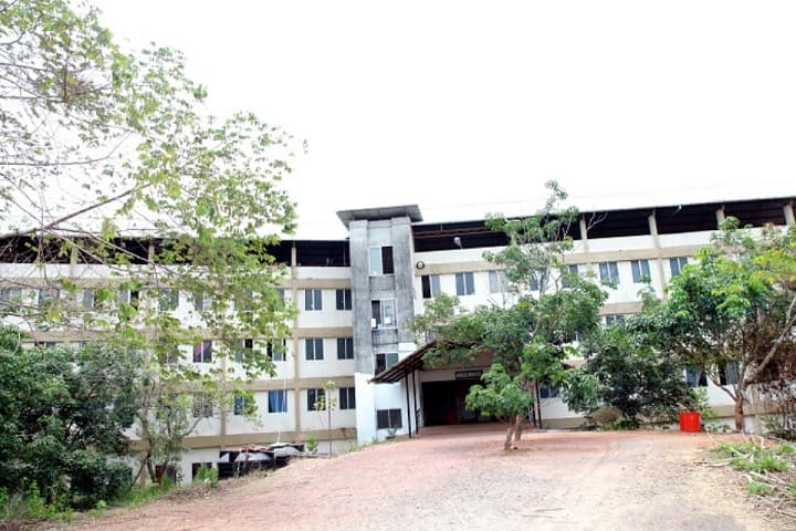 Kannur Dental College campus in Anjarakandy, Kerala, India — photo 2
