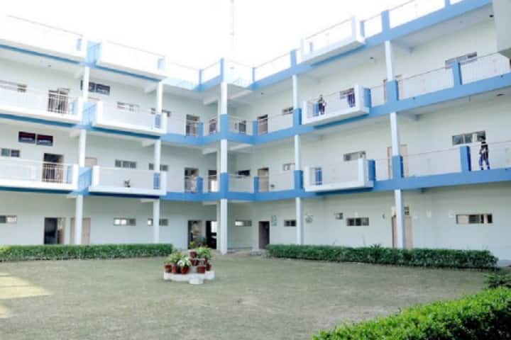 Brown Hills College of Engineering and Technology campus in Faridabad, Haryana, India — photo 1