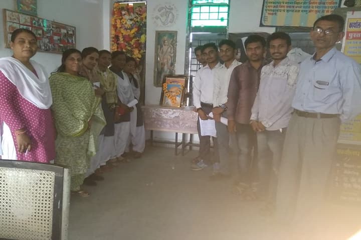 Pandit Deendayal Upadhyay Government College campus in Begumganj, Madhya Pradesh, India — photo 4