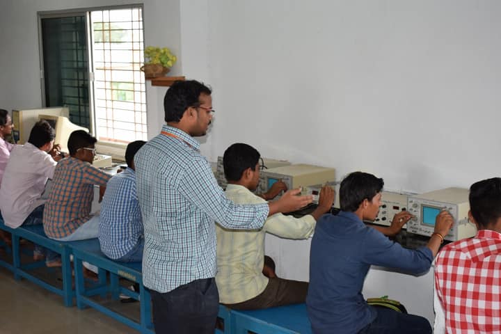 NRK and KSR Gupta Degree College campus in Tenali, Andhra Pradesh, India — photo 4