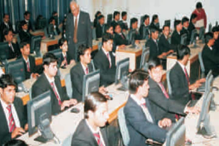 HBS Noida campus in Noida, Uttar Pradesh, India — photo 2