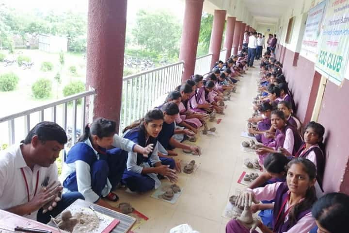 Late Pundalikrao Gawali Arts and Science Mahavidyalaya campus in Shirpur, Maharashtra, India — photo 2