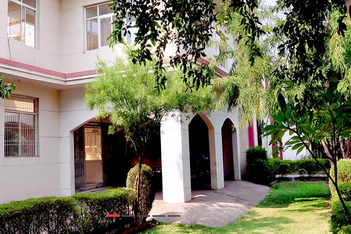 Gurukul Institute of Management campus in Odpura, Madhya Pradesh, India — photo 1