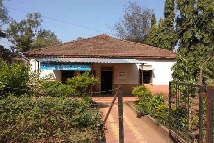 Karmaveer Hire Arts Science Commerce and Education College campus in Gargoti, Maharashtra, India — photo 3