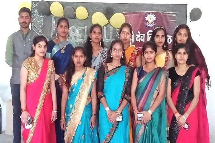 Shree Dev Vidyapeeth Mahila Mahavidyalaya campus in Bareilly, Uttar Pradesh, India — photo 6
